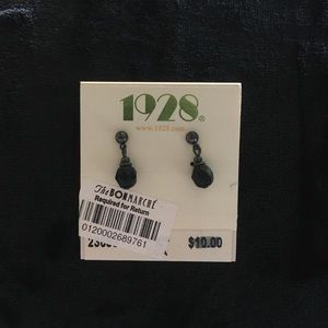 1928 Black Drop Earrings
